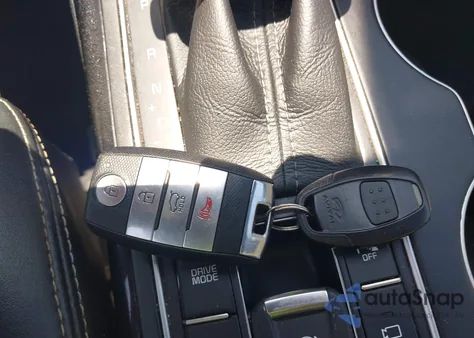 2017 Kia Sorento 3.3L Sxl from USA, damaged, VIN 5XYPKDA58HG262218